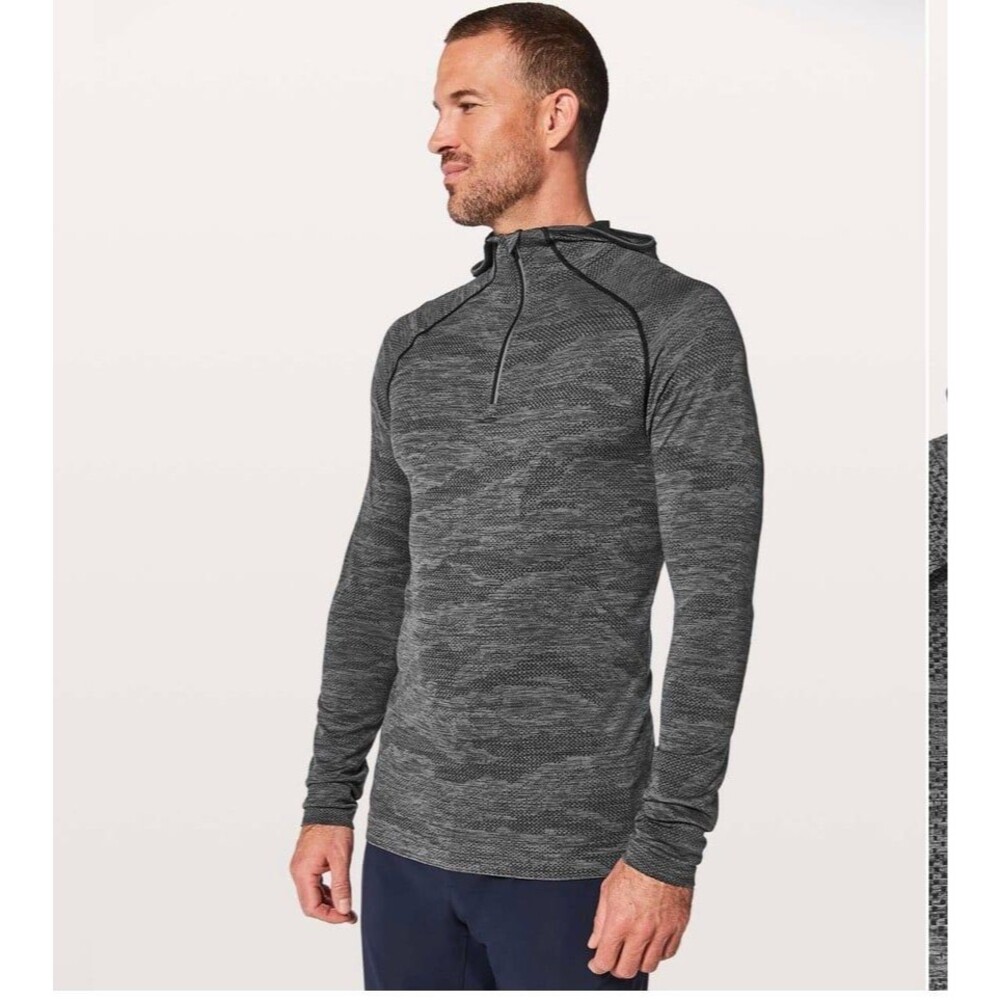 Lululemon Men’s Metal Vent Tech Hoodie Charcoal Grey Lightweight 1/4 Zip size M